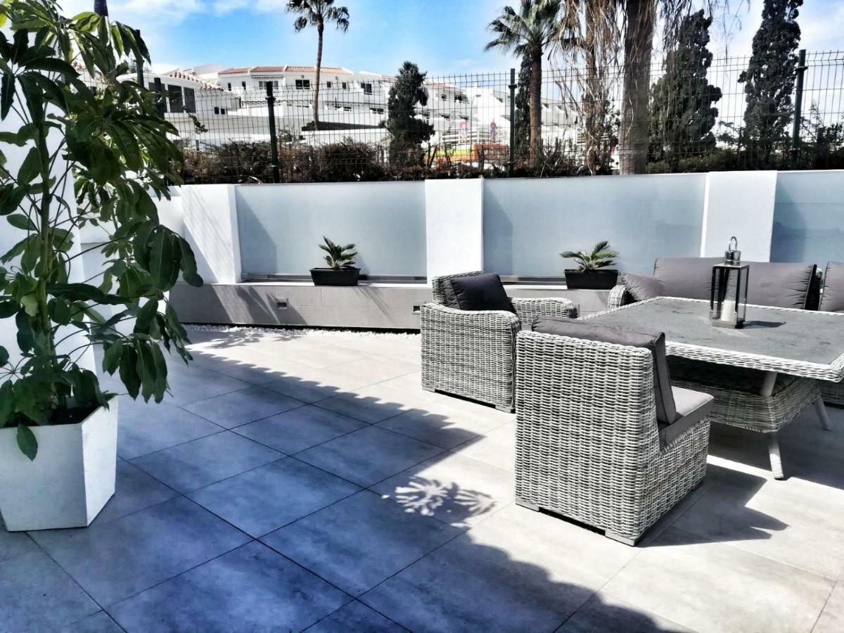 Luxury Townhouse Apartment Адехе Екстериор снимка