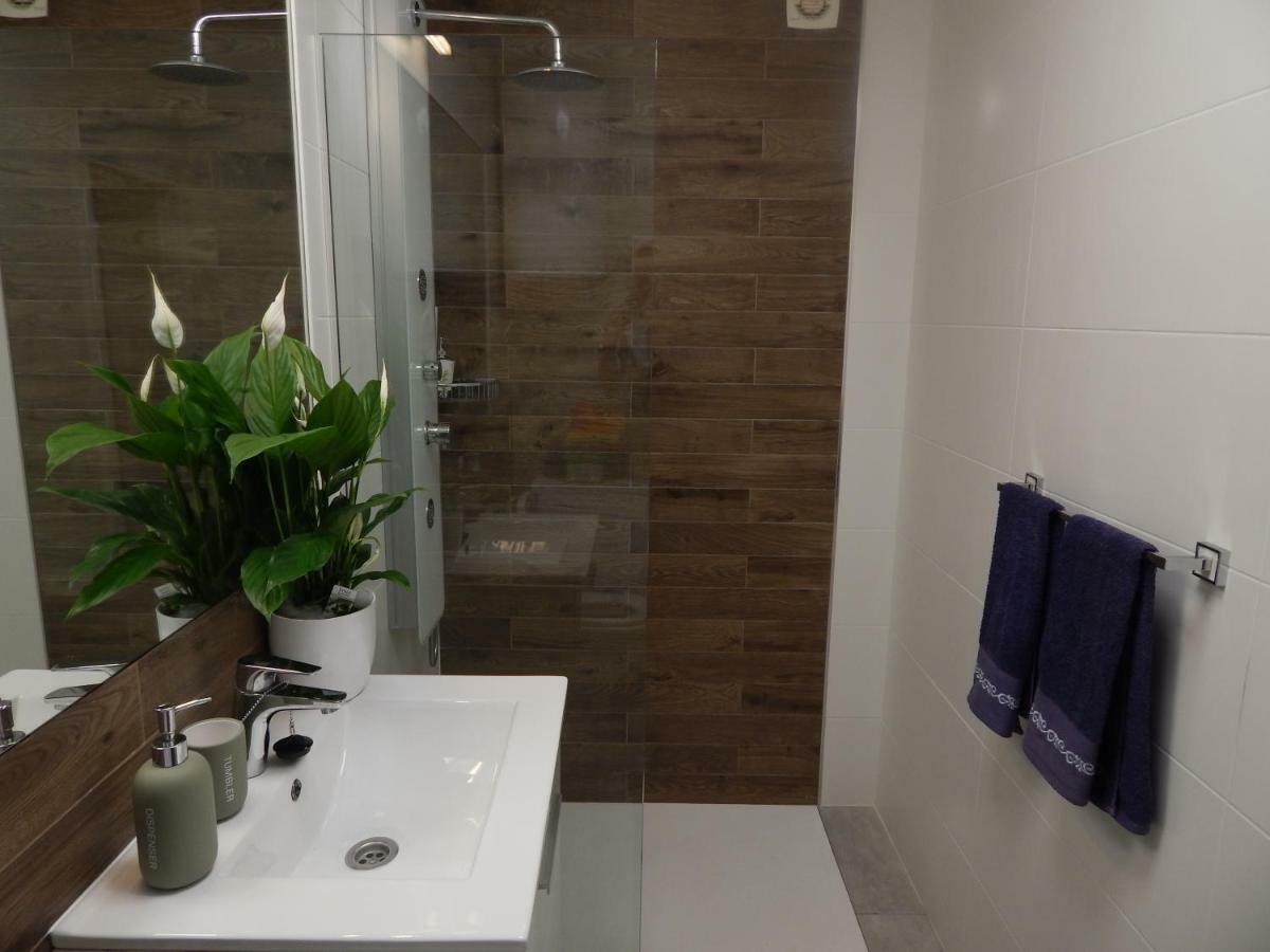 Luxury Townhouse Apartment Адехе Екстериор снимка
