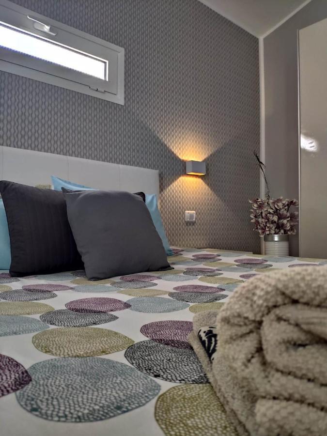 Luxury Townhouse Apartment Адехе Екстериор снимка